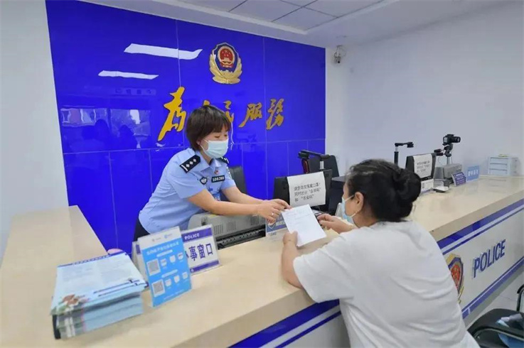 【新加坡】海外华人沸腾：换身份证、办理公证等，不用回国可委托人代办！